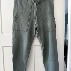 Frank & Eileen Eamon women’s jogger sweats.